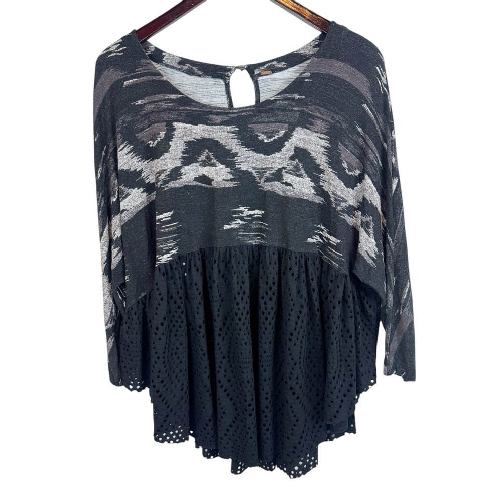 Free People Black & Gray Patterned Mixed-Media Top